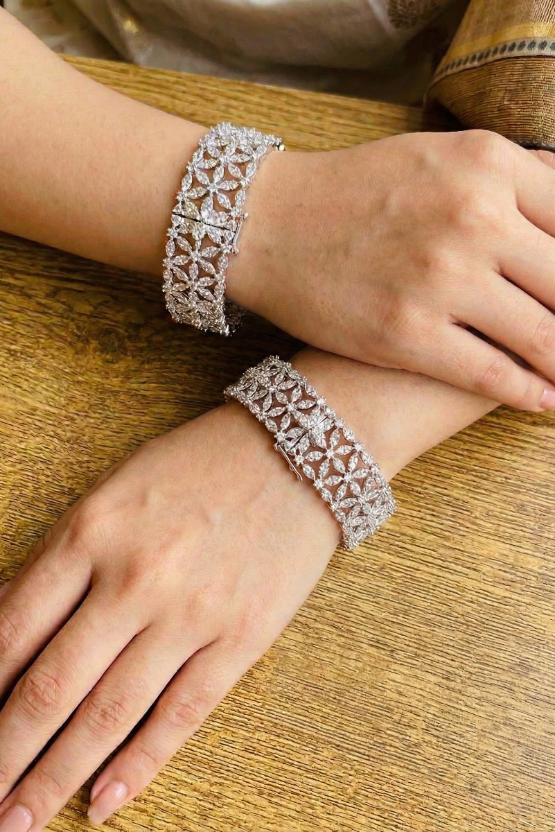 Indian Zircon 2-Piece Bangles.