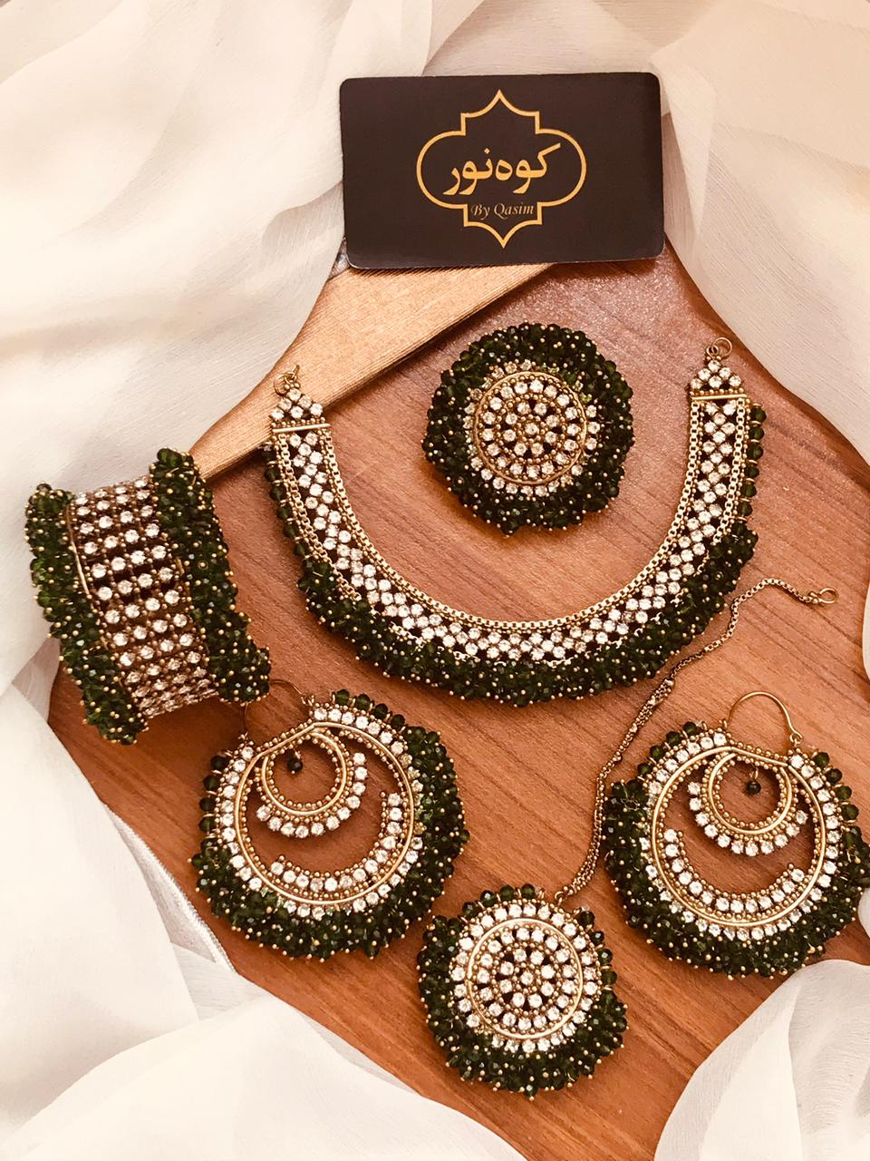 Beautiful Manjos Partywear Set with Bangles