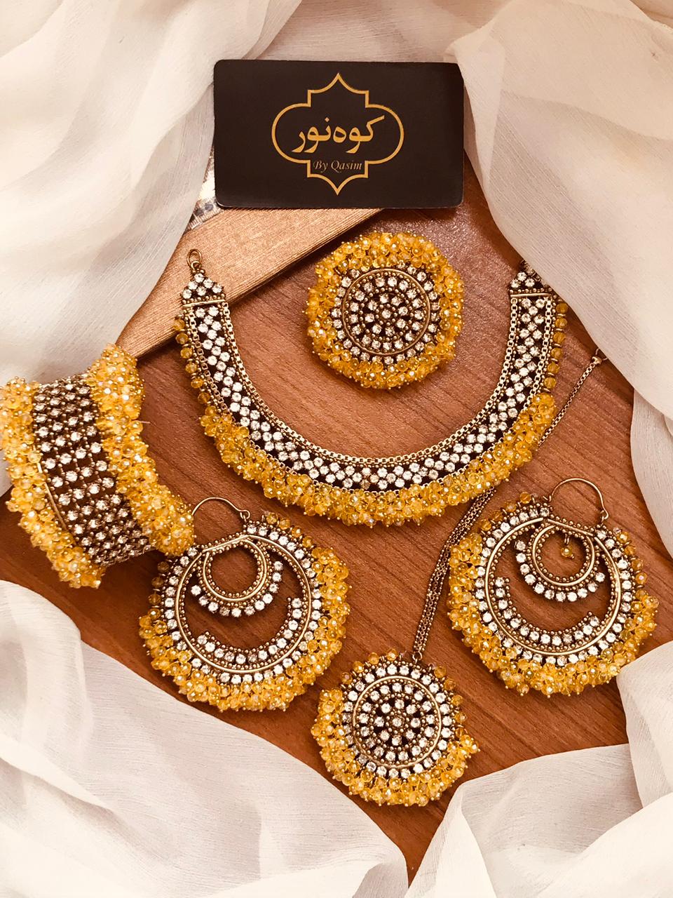 Beautiful Manjos Partywear Set with Bangles