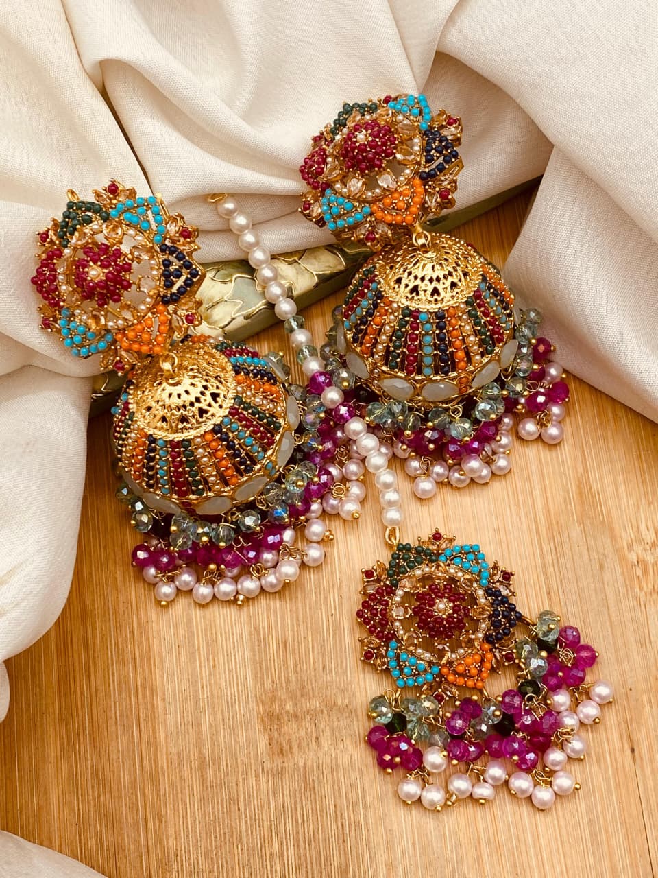 Nortan Jhumki With Teka