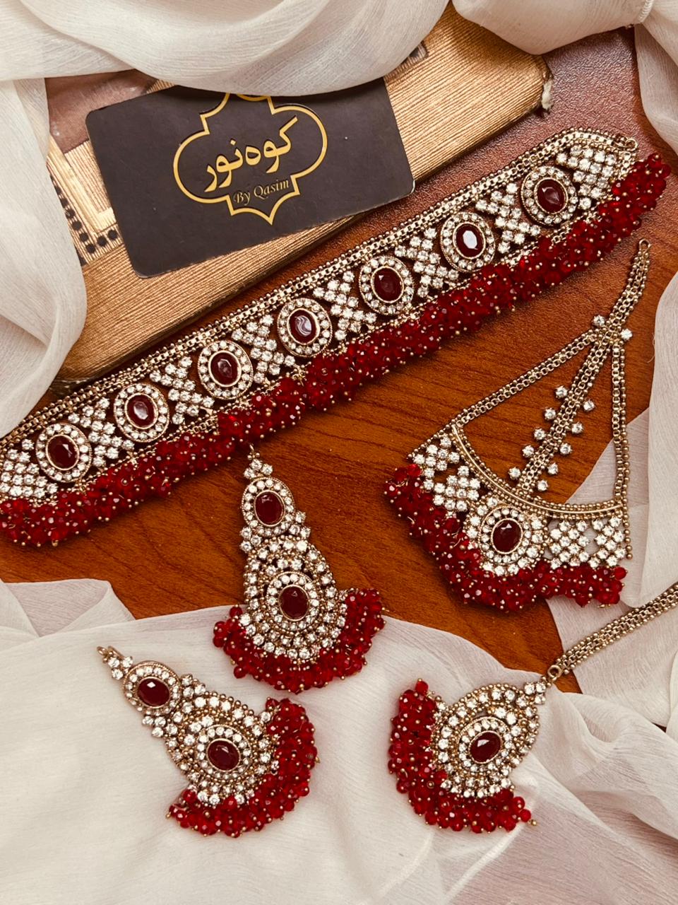 Gajra Choker Set