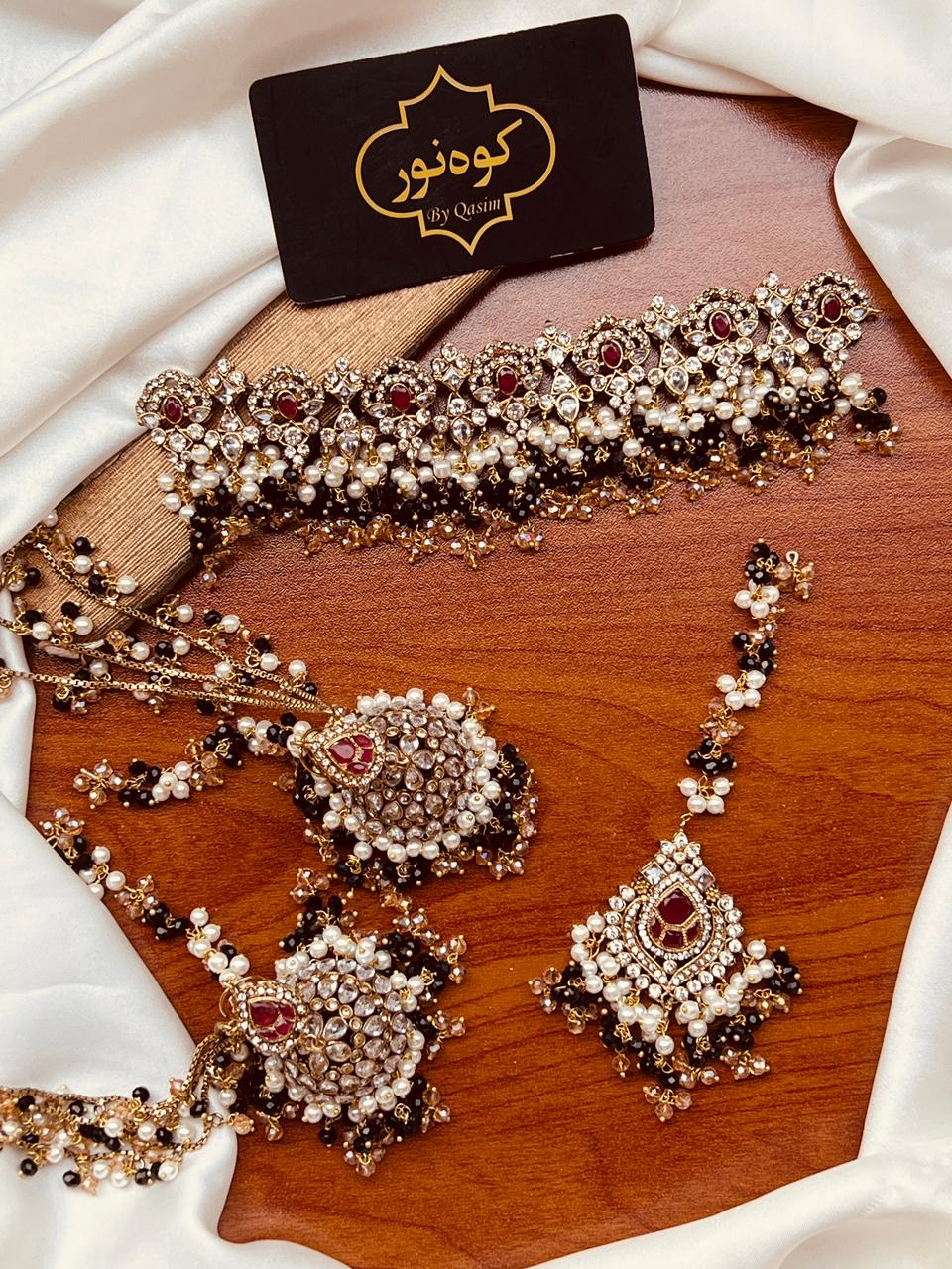 Casting Choker Partywear Set