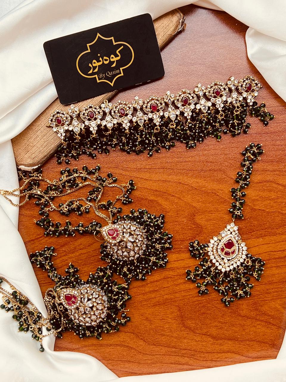 Casting Choker Partywear Set