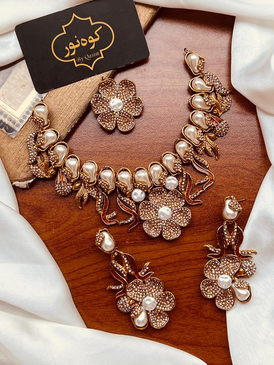 Turkish Partywear Flower Set