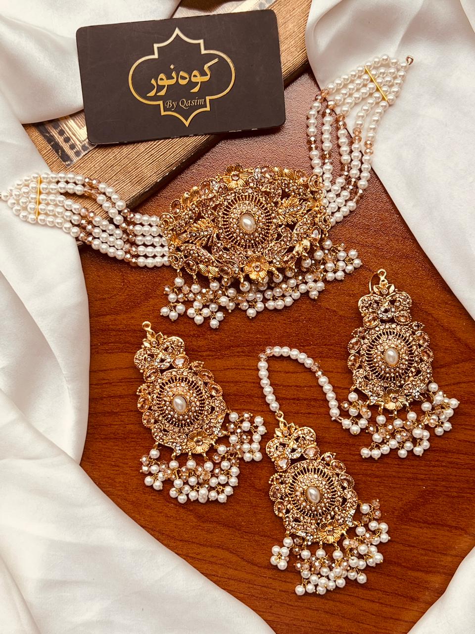 Nortan Choker Set