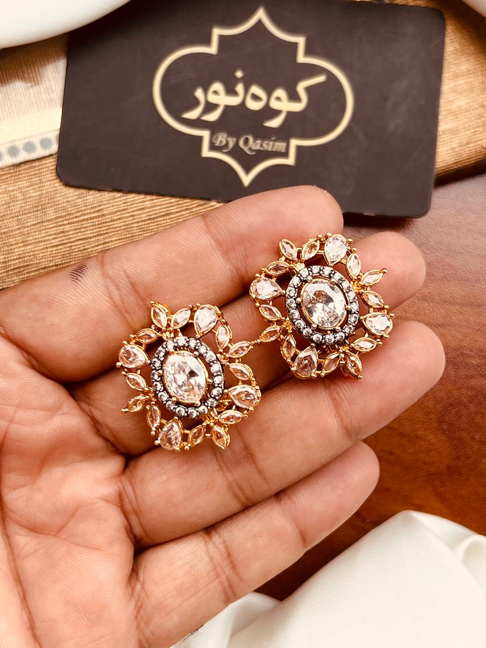 Oxidised Zircon Tops