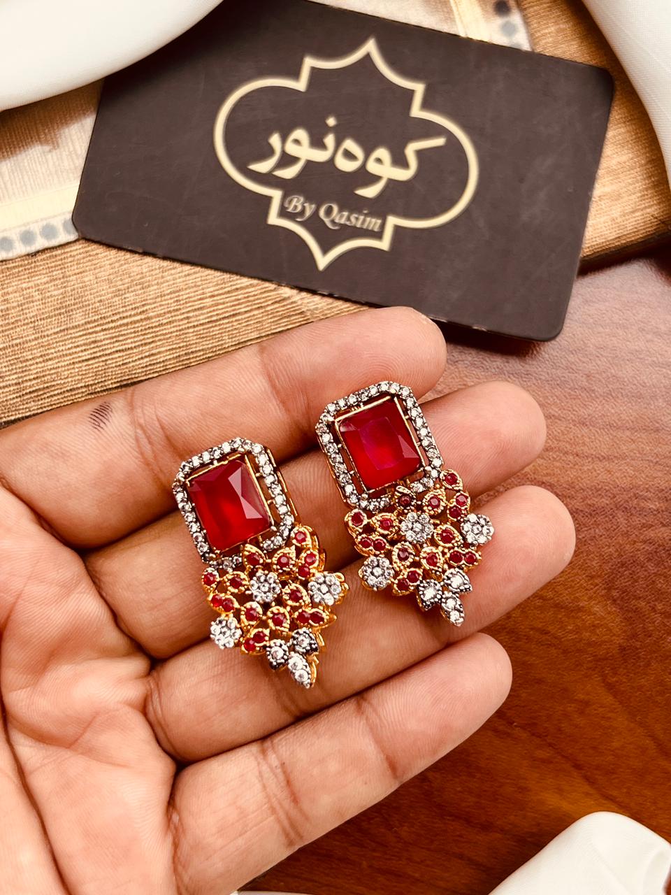 Oxidised Zircon Tops