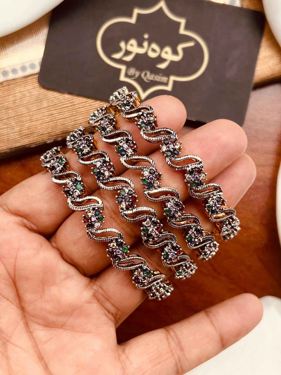 Oxidised Zircon 4 Piece Openable Bangles