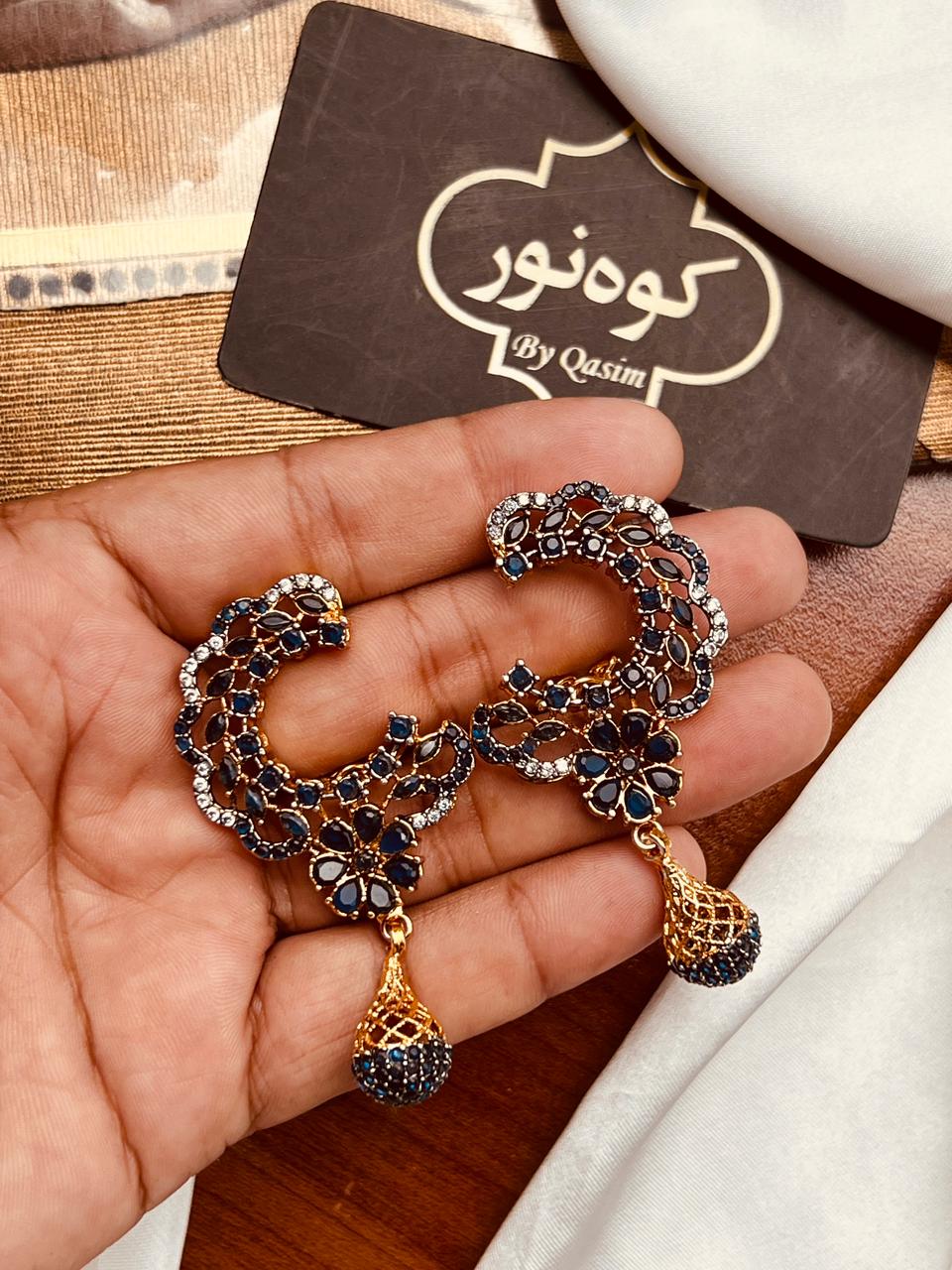 Oxidised Zircon Tops
