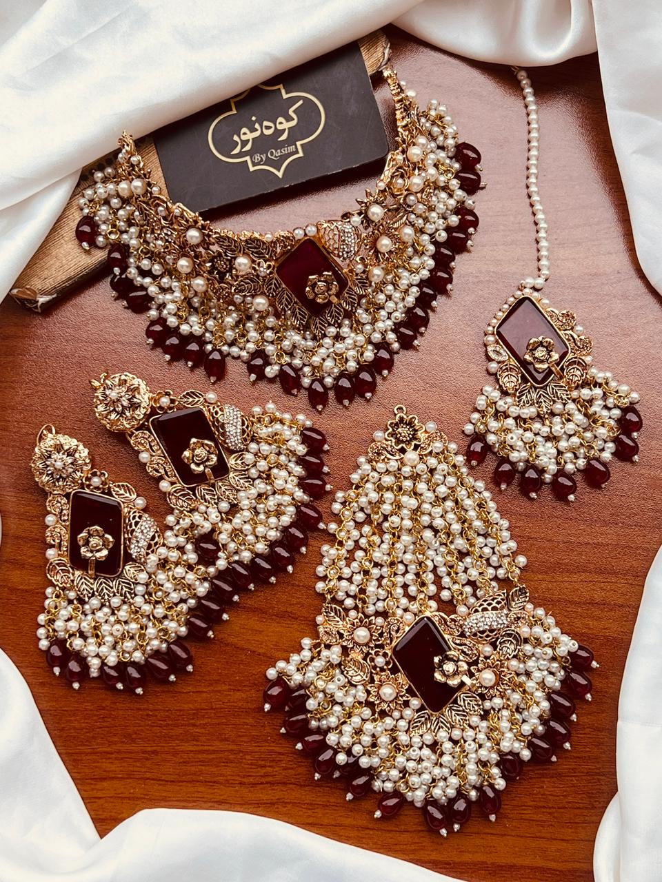 Manjos Bridal Set