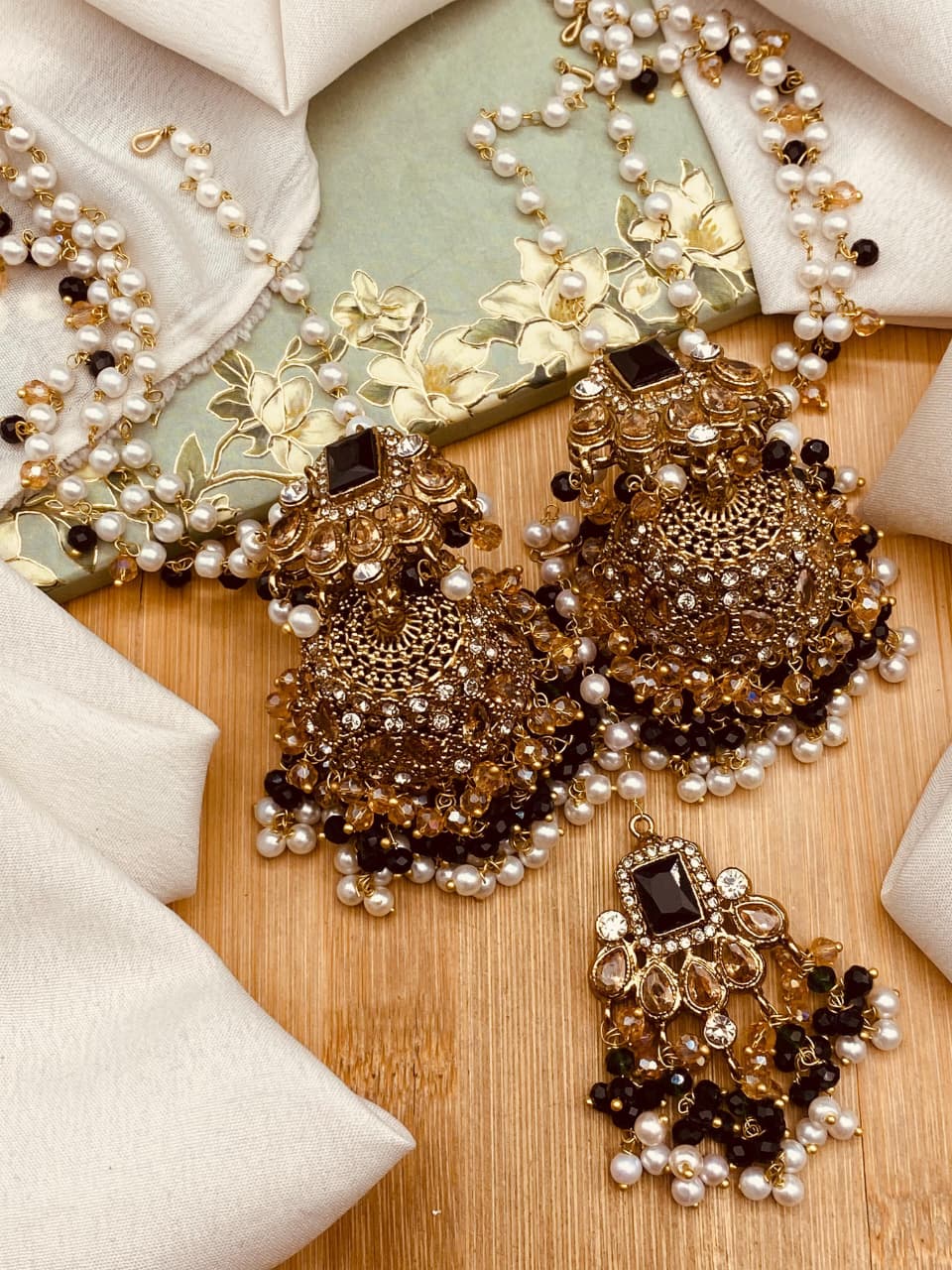 Nortan Sahary Jhumki With Teka